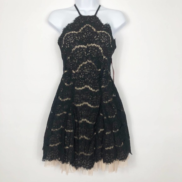 NEW Trixxi Black and Nude Lace Halter Dress Size Small - Picture 1 of 6